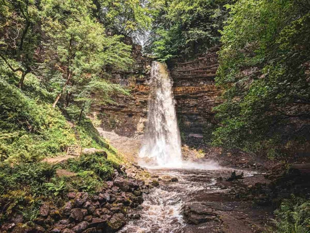 approaching Hardraw Force