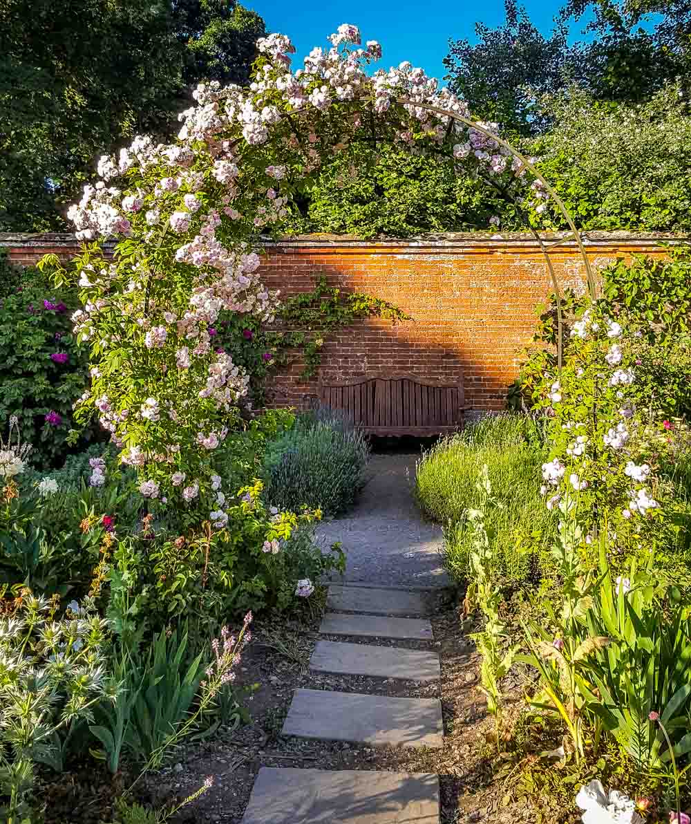 garden path