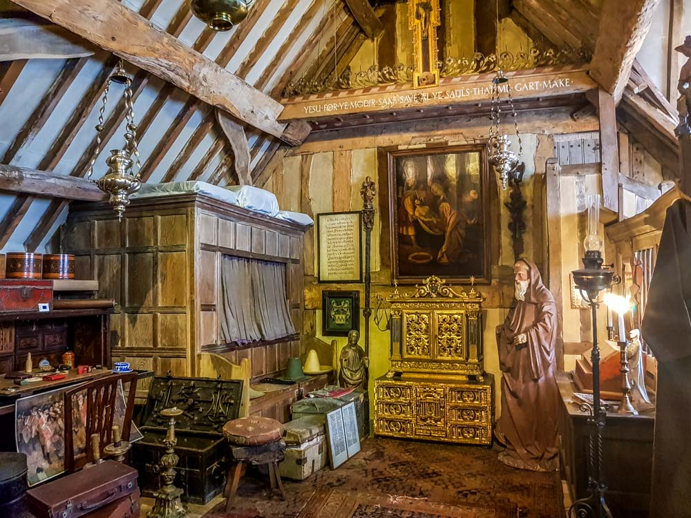 Snowshill Manor - A Cotswold Manor House 2
