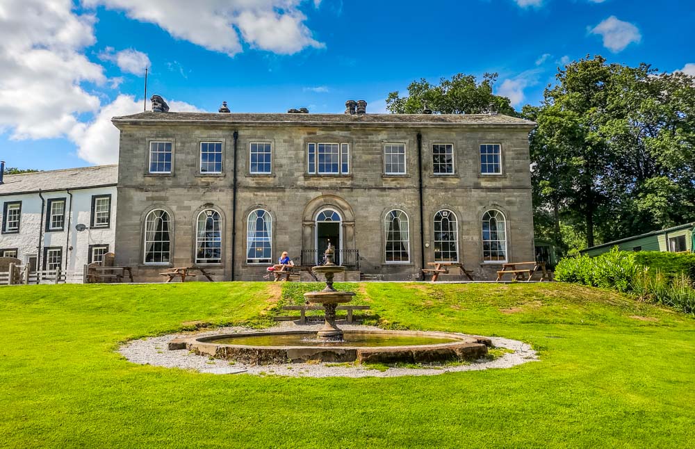 mansion waterfoot park