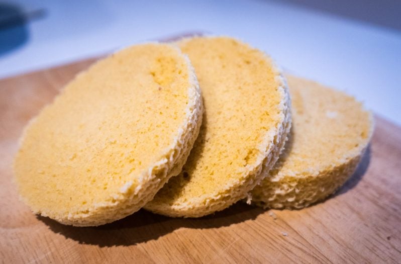 sliced mug bread