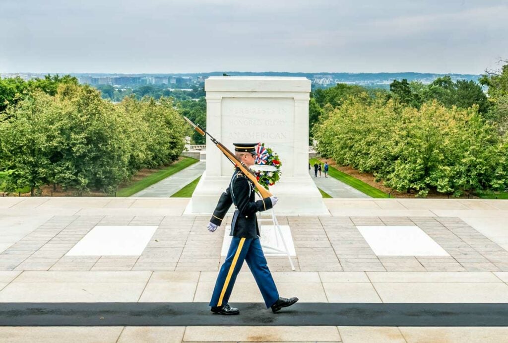 guard at the tomb of unknown soldier Arlington cemetery