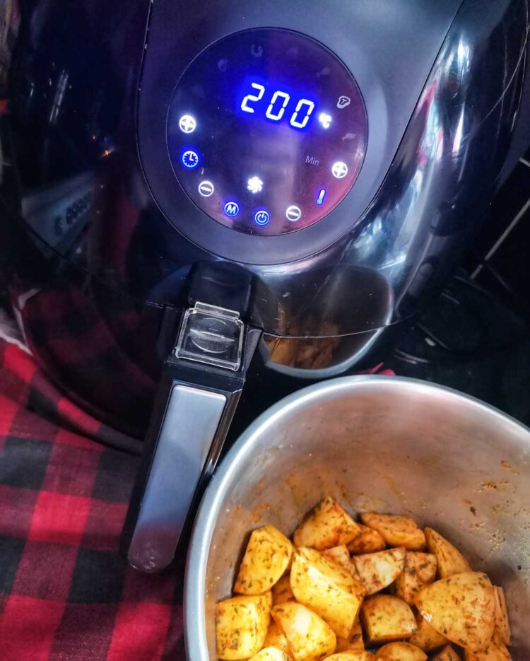 Easy Air Fryer Roast Potatoes Crisp and Delicious BaldHiker