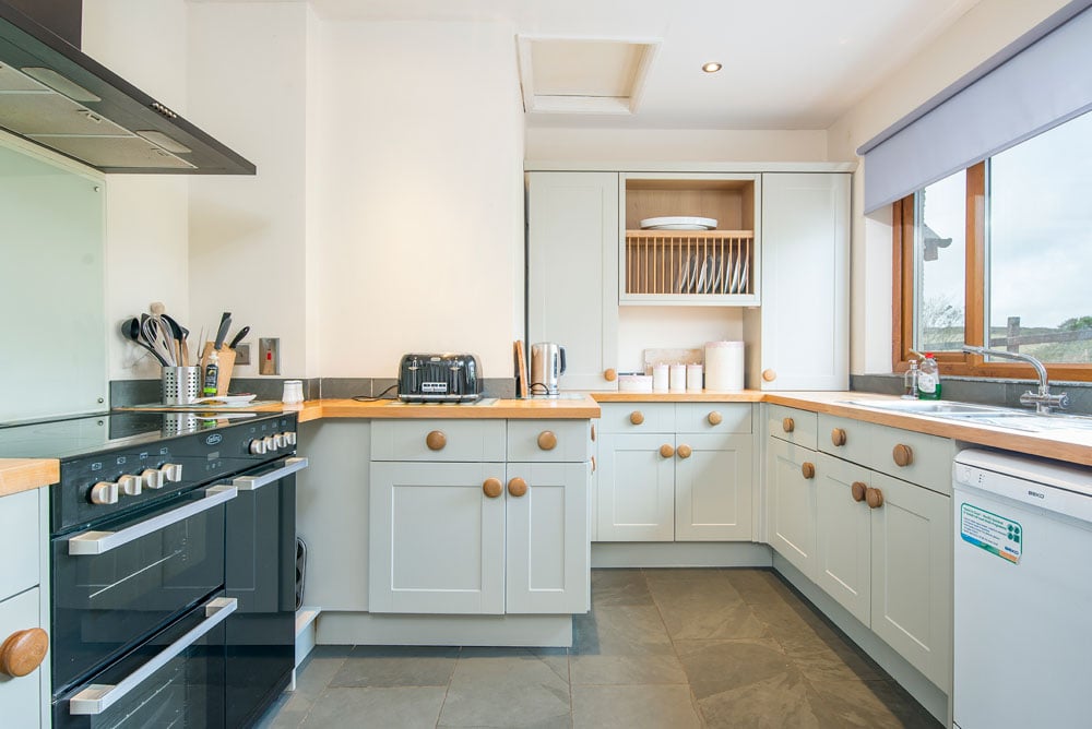 cottage kitchen