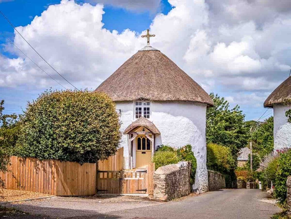 round thatched house at veryan