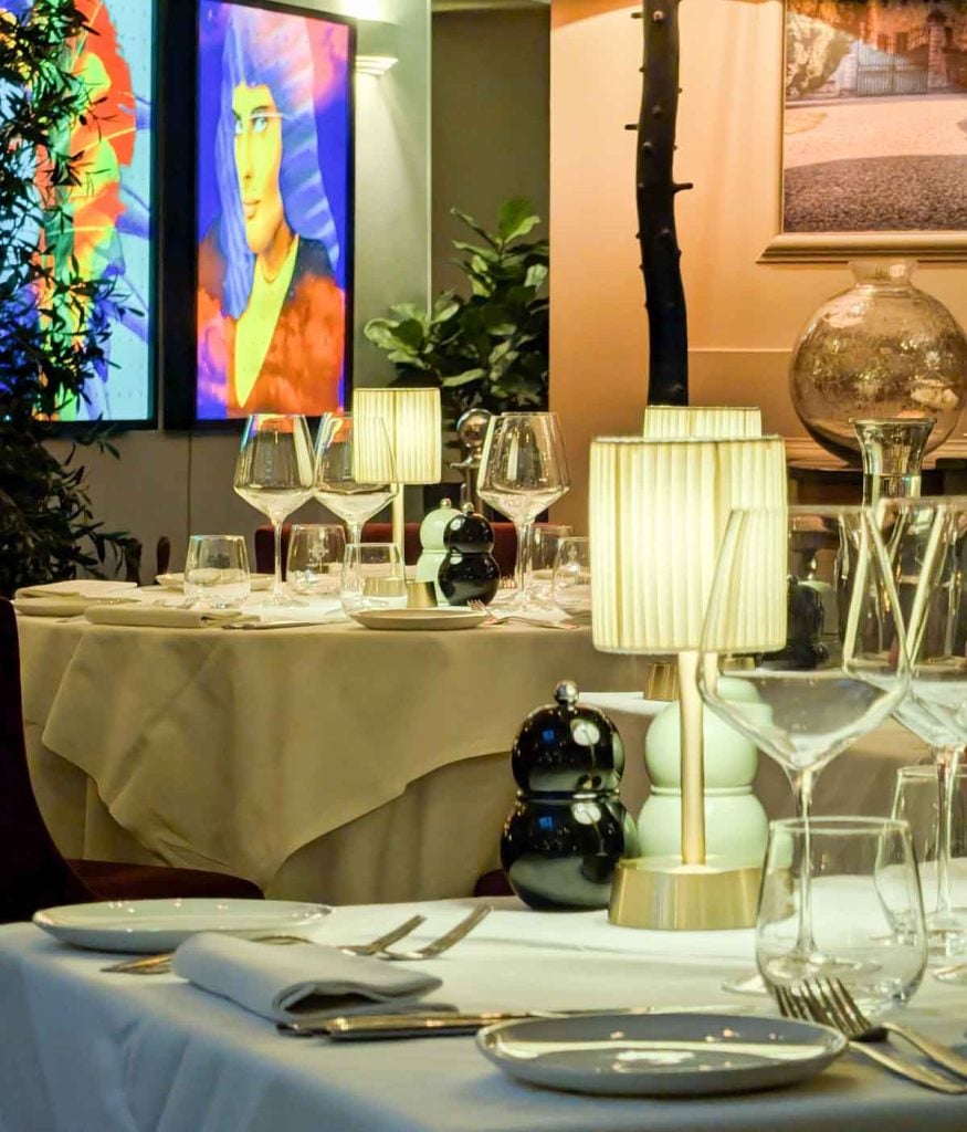 dining area at Villa di Geggiano