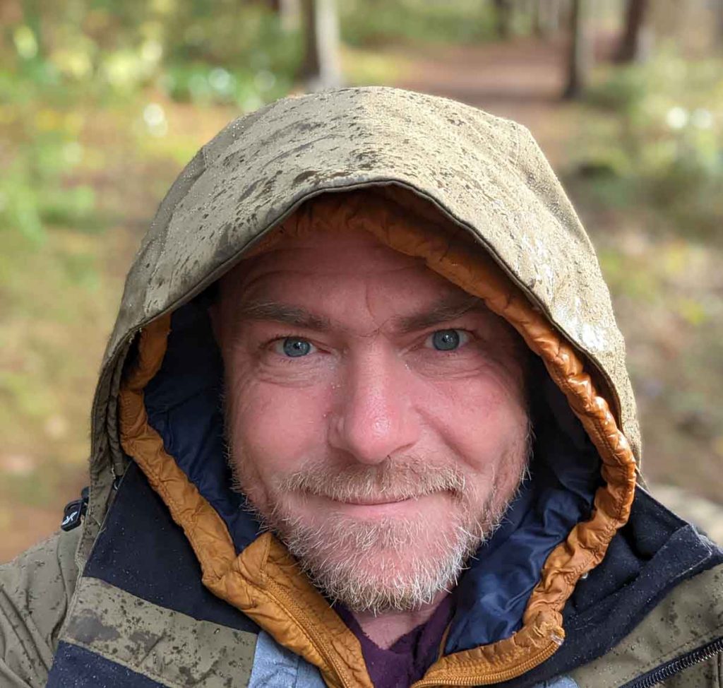 hood up in the rain
