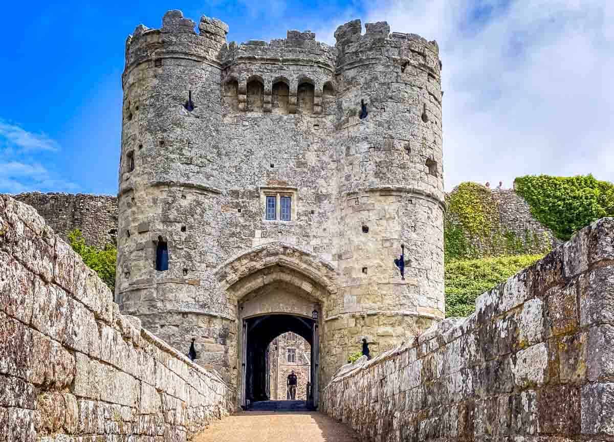 Visiting Carisbrooke Castle: A Perfect Day Out (Tips, History & Donkeys!)
