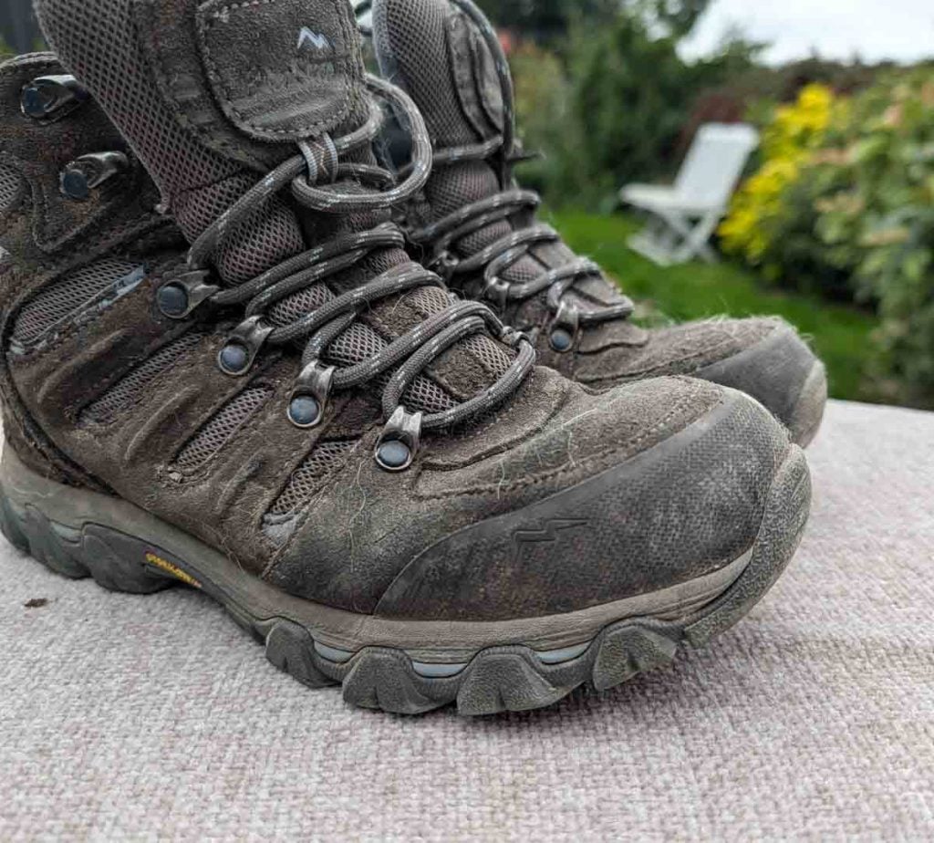 Your Complete Guide to Happy Feet on the Trails 1