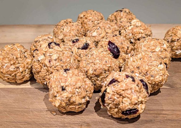 peanut butter and oat balls. energy bites