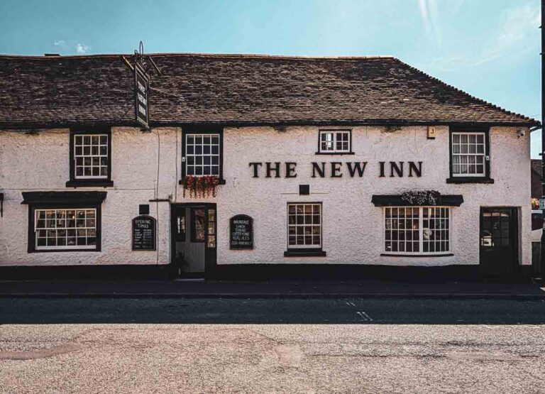 Front of The New Inn in Amesbury