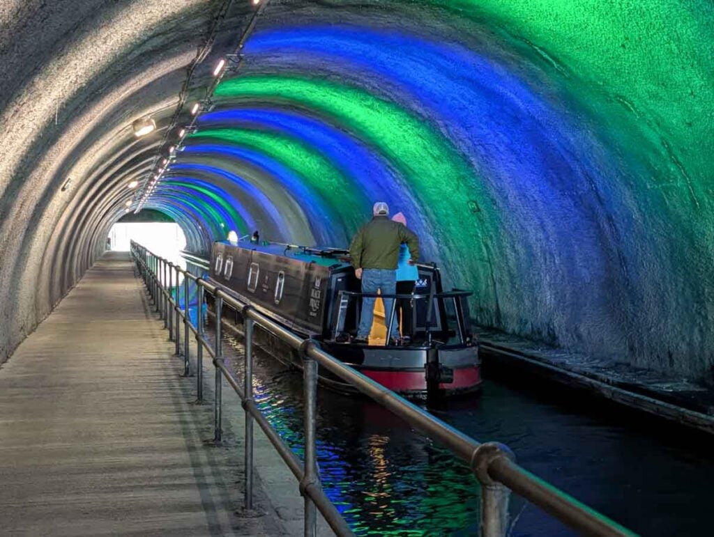 canal tunnel above the flakirk wheel