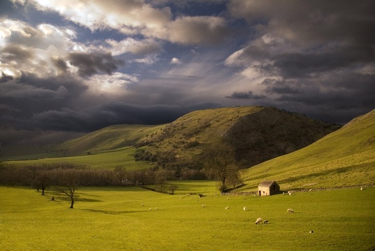 Beautiful Britain – Sheep In The Scenes 2