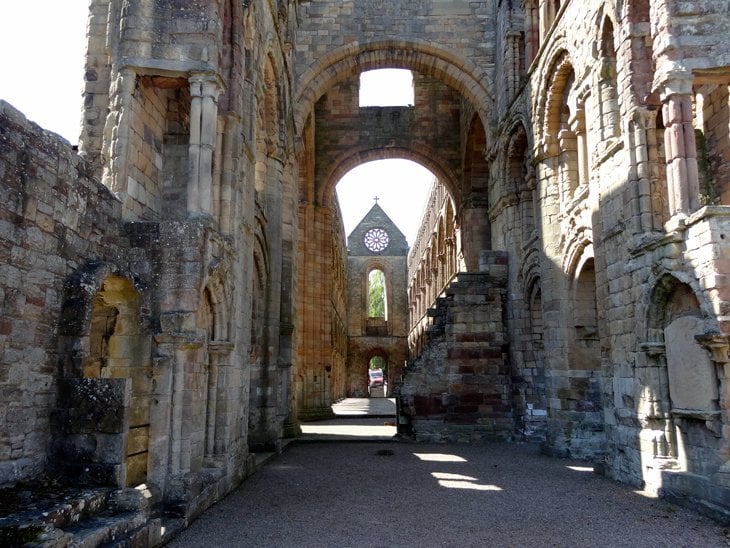 ruins of Jedburgh Abbey