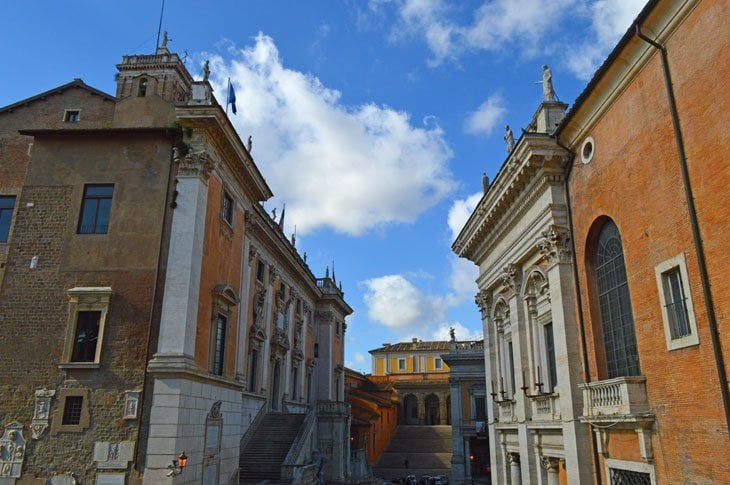 the streets behind Il Vittoriano