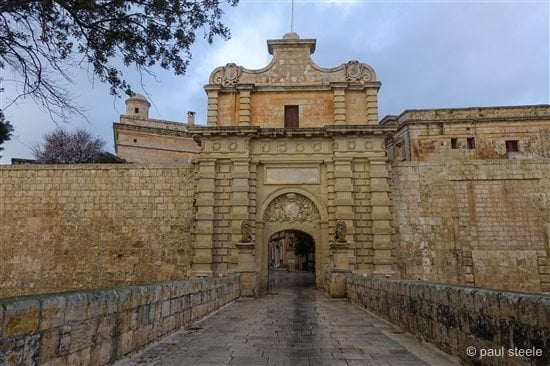 mdina main gate