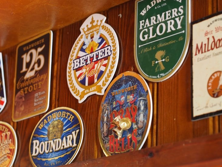 P7240335 old beer mats