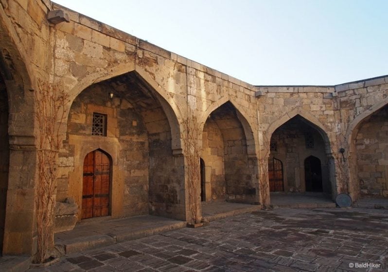 baku caravanserai entrance