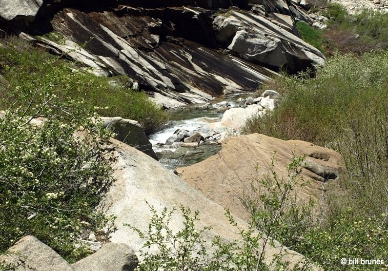 calmer Kaweah River