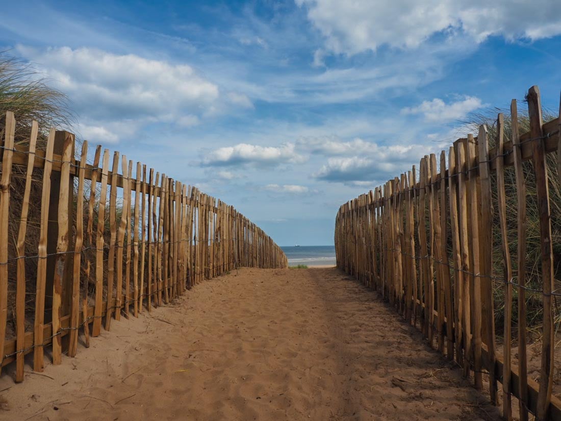 crimdon beach dunes path