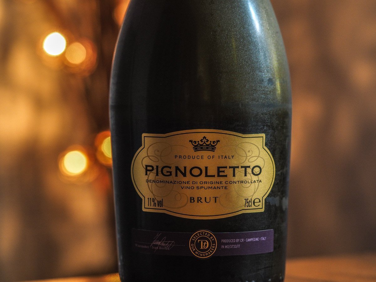 pignoletto label