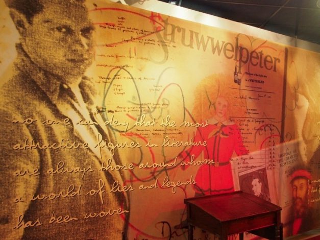 Swansea: A Guide to the Dylan Thomas Centre & Maritime Quarter | BaldHiker