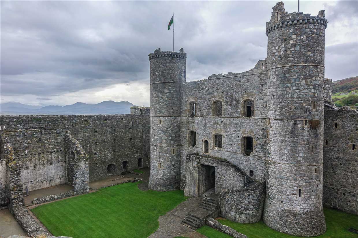 harlech castle grand view