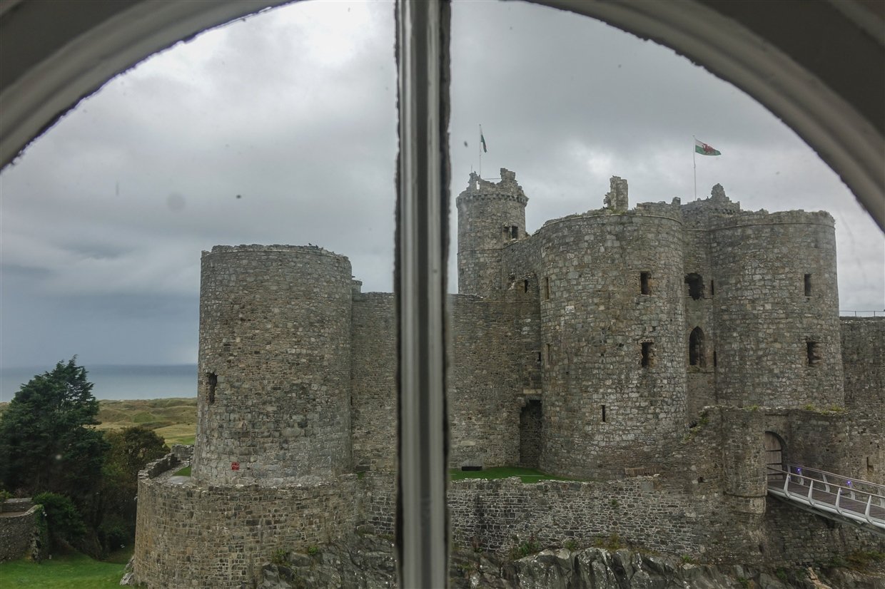 view of the castle from the room window in The Harlech apartments