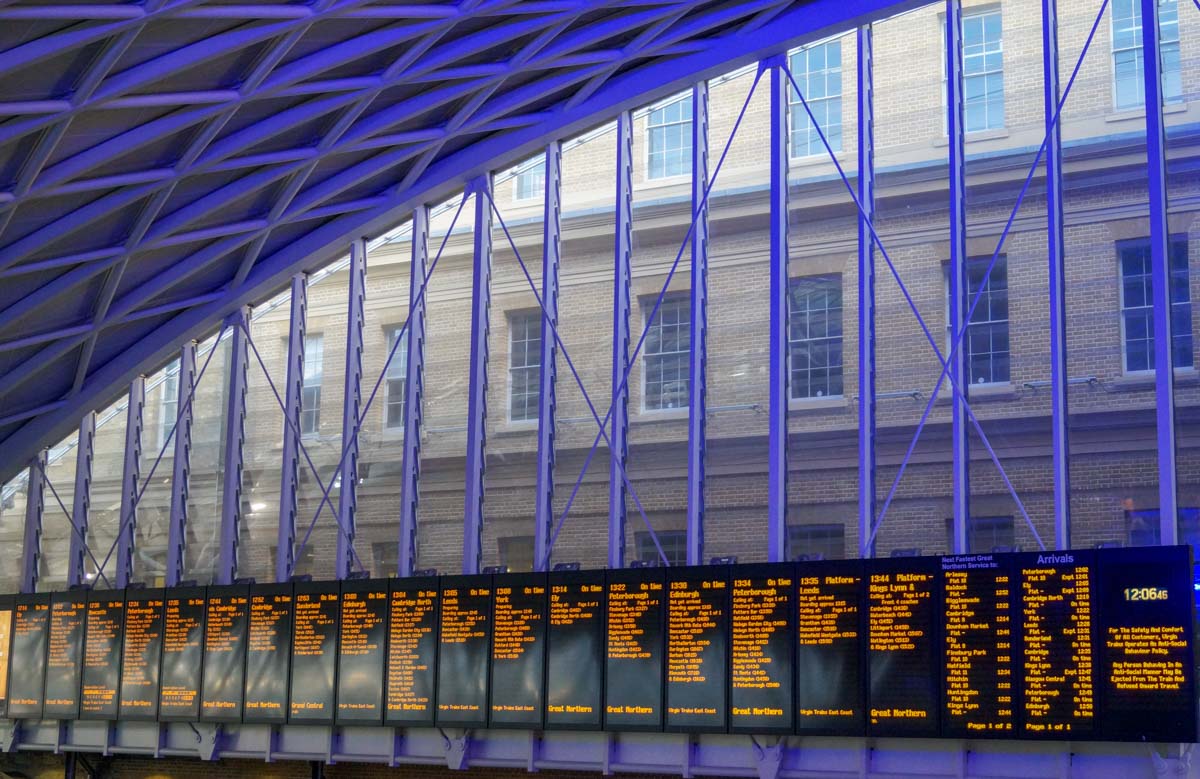 kings cross departure board