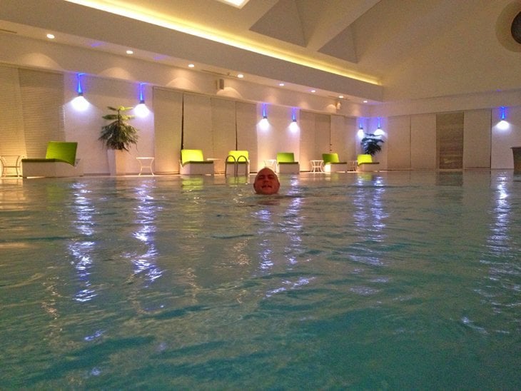 hotel swimming pool Gabala