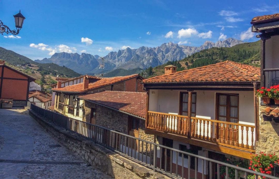 Hiking in the Picos de Europa BaldHiker