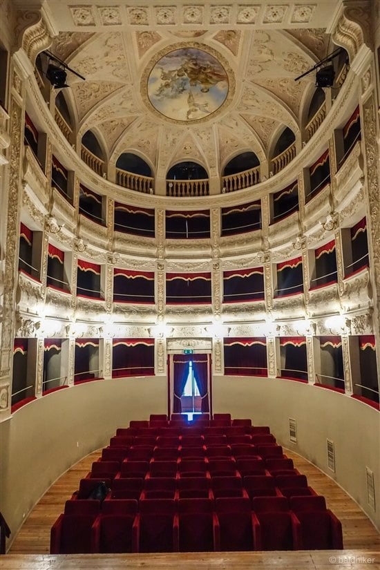 La Fenice theatre amandola